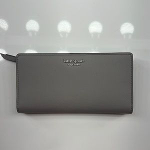 Kate Spade wallet in color gray